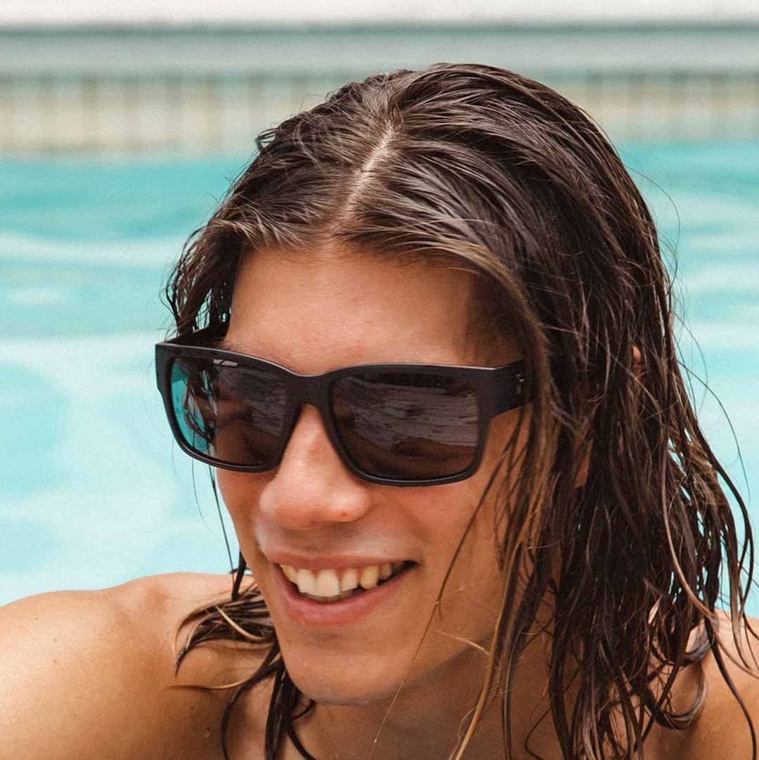 Hack - Matt Black Grey Pol lens