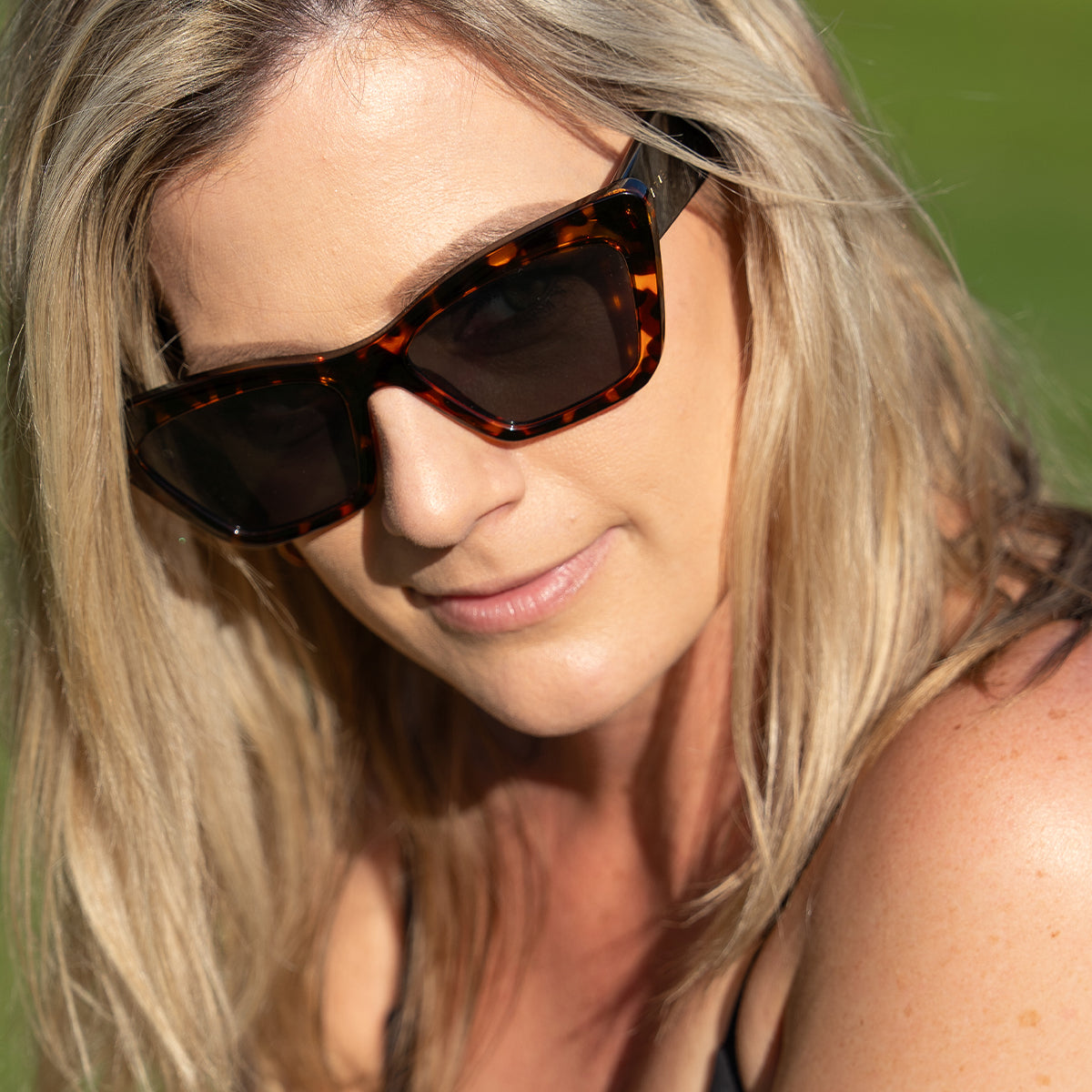 Tahoe - Gloss Tort Frame with Black Temple and Grey Lens
