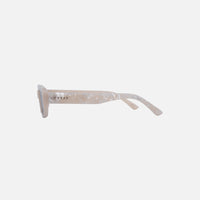 Lizzy - Gloss Creamy Quartz Grey Lens