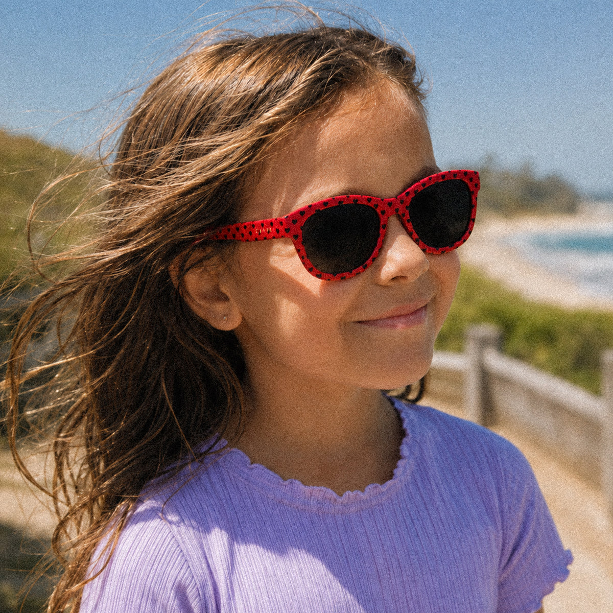 Cali Junior - Kids Gloss Red Hearts Frame with Grey Lens