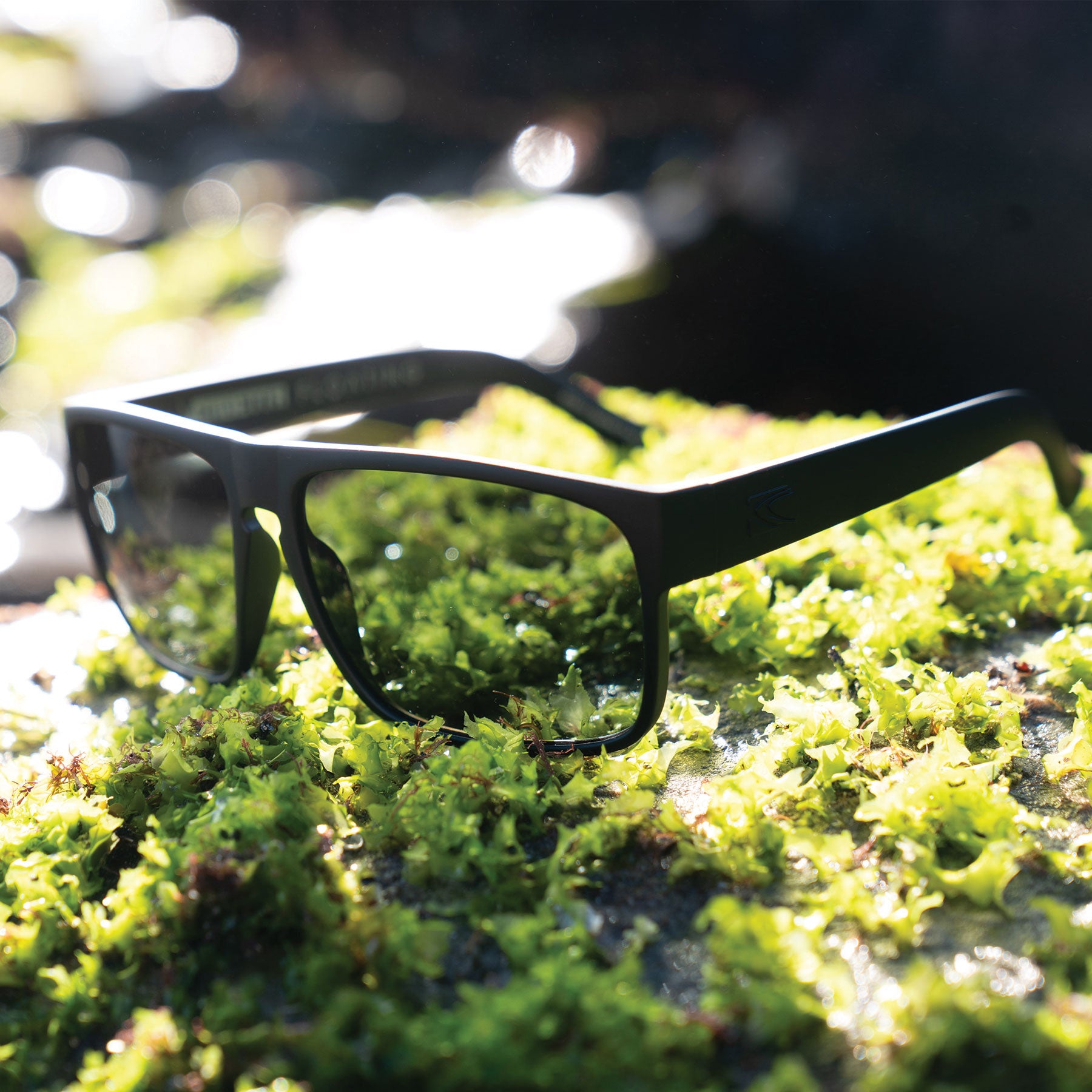 Vendetta - Floating Matt Black Frame with Grey Injected Polarized Hydrophobic Lens