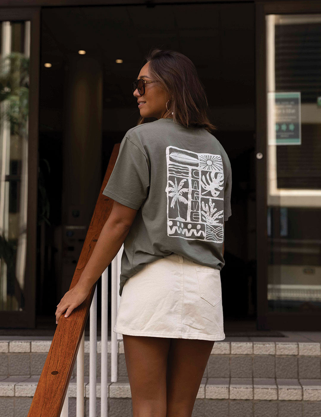 MOSAIC - Women's boyfriend fit short sleeve tee - Moss Green