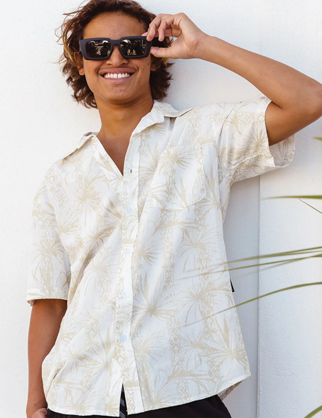 Pantropical - Hulks Short Sleeve Button Up Shirt - White